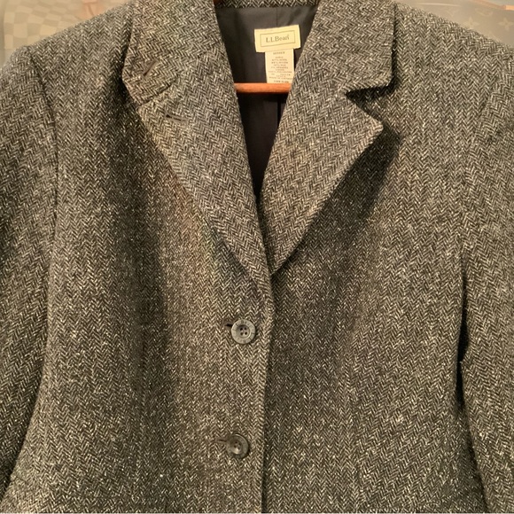 L.L.Bean Classic Herringbone Wool And Silk Grey Blazer Jacket Size M - Picture 3 of 9